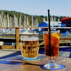 Drinks on the Nanaimo harbourfront
